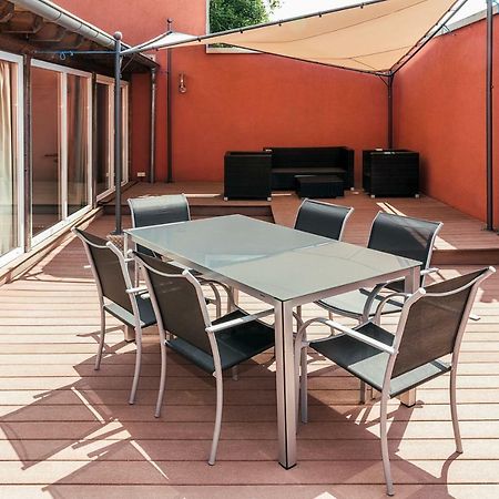 Hotel Sleepinn Volkspark (Adults Only) Hamburg Exterior photo