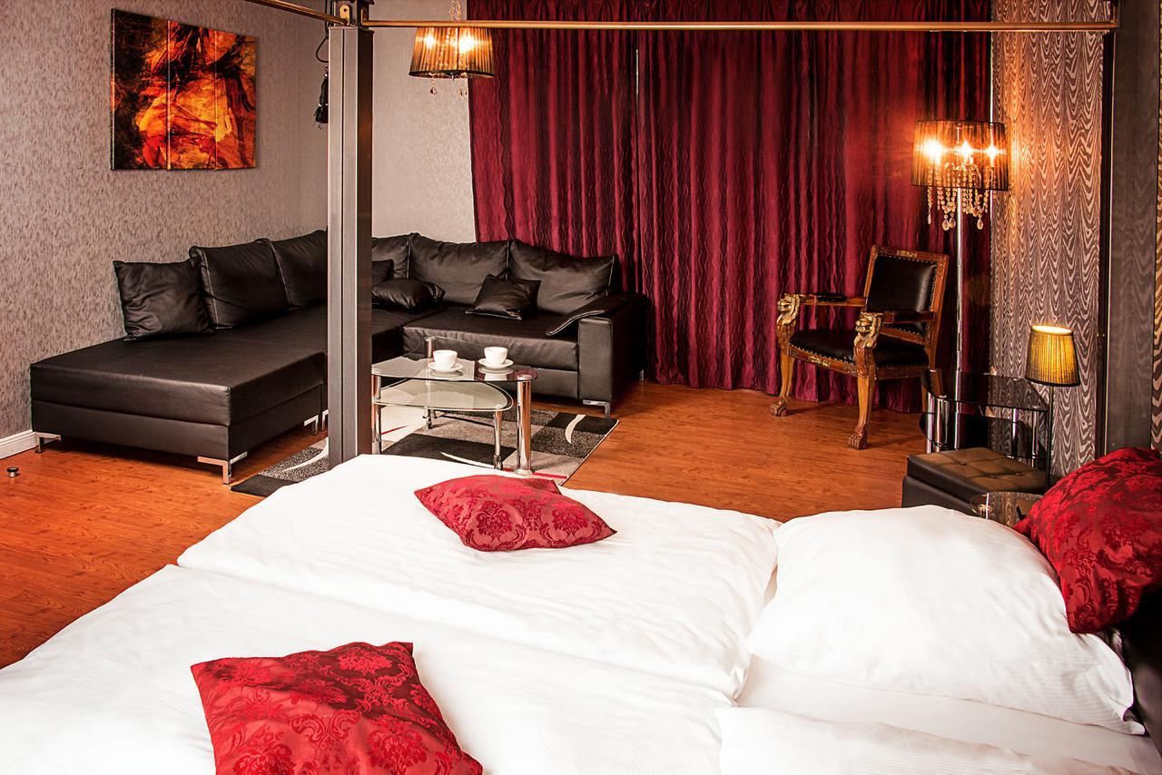 Hotel Sleepinn Volkspark (Adults Only) Hamburg Exterior photo