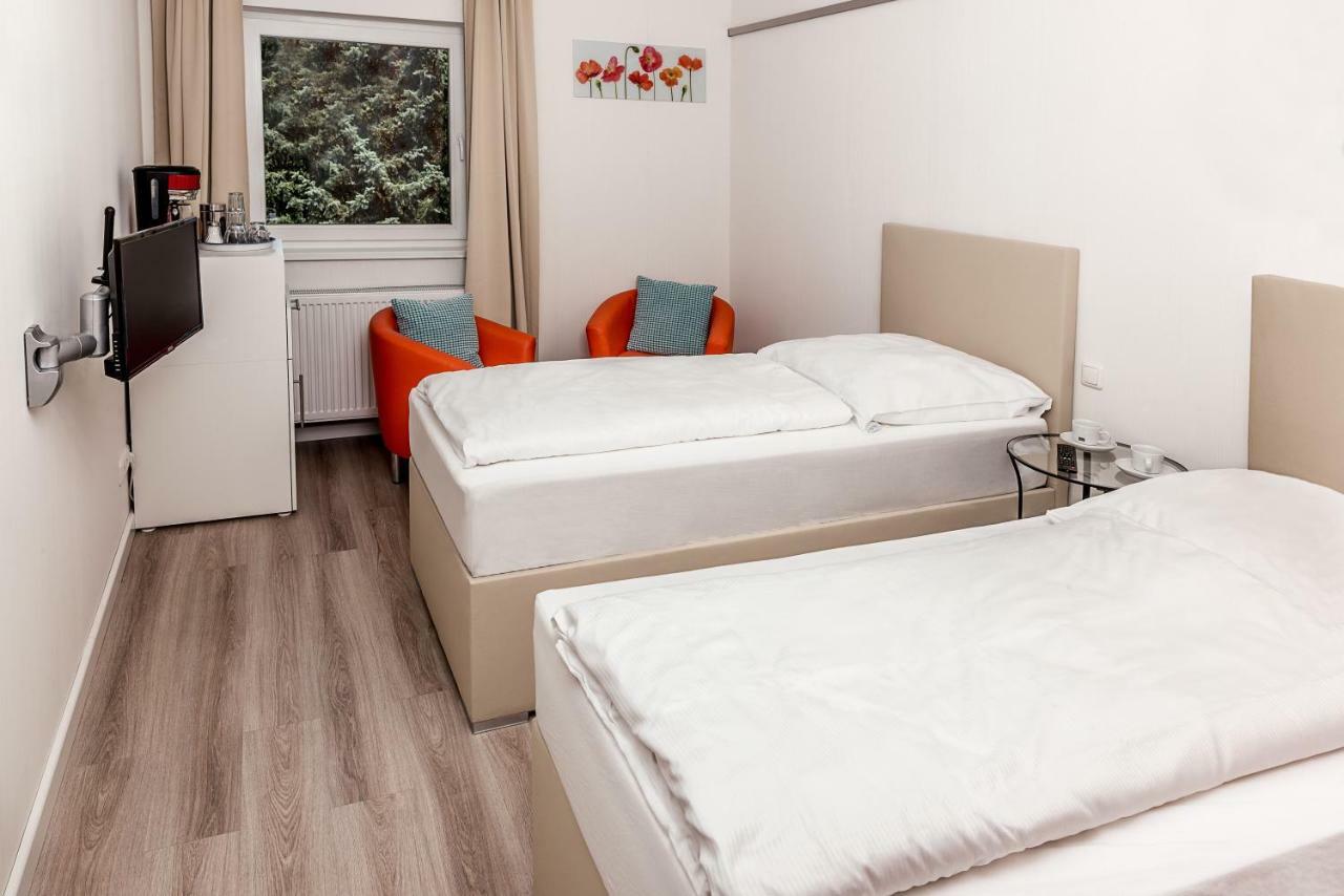 Hotel Sleepinn Volkspark (Adults Only) Hamburg Exterior photo